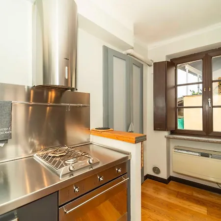 Alexander House تورينو