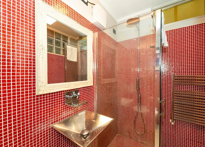 Alexander House トリノ