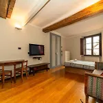 Alexander House