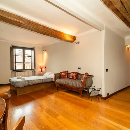 Alexander House Apartamento