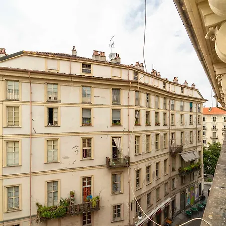 Alexander House Apartamento