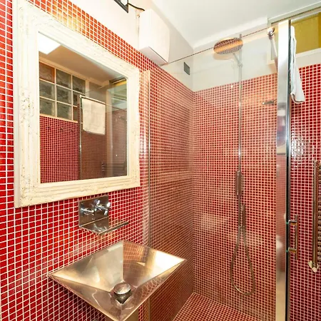 Alexander House Turin